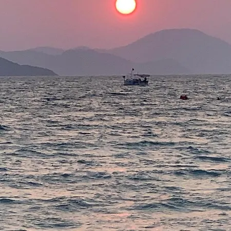 Aguamarine Lejlighed *
